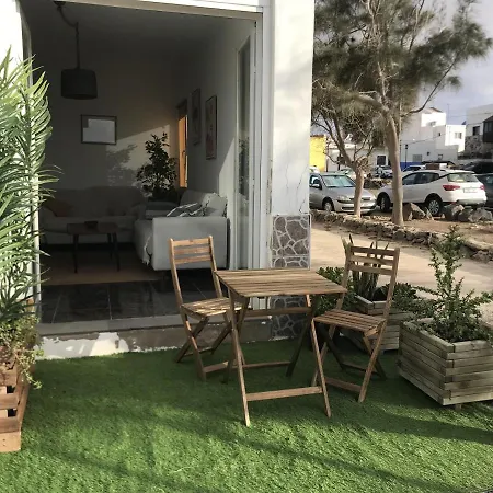דירה El Mar Sea View *