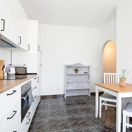 El Mar Sea View Apartment *