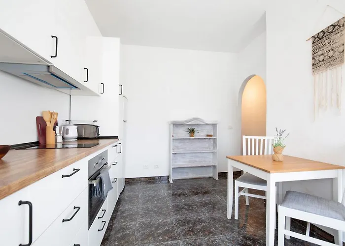 El Mar Sea View Apartment *